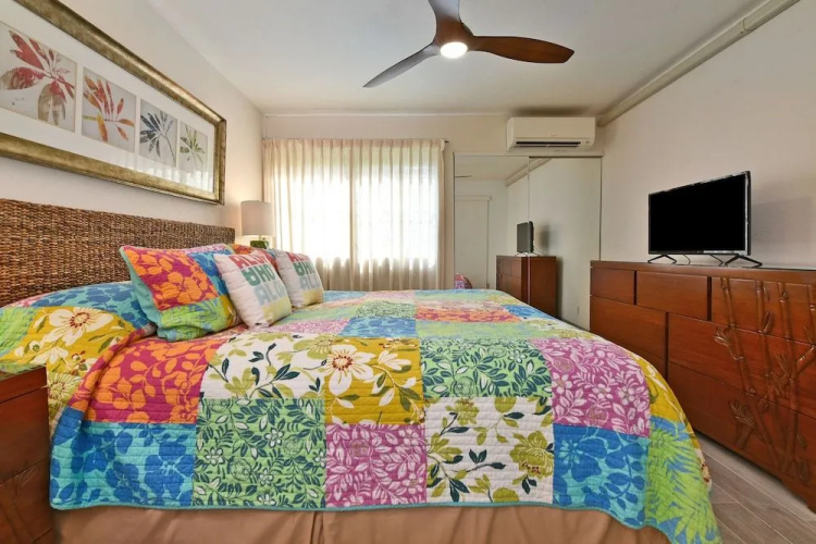 Napili Point B5 by RedAwning