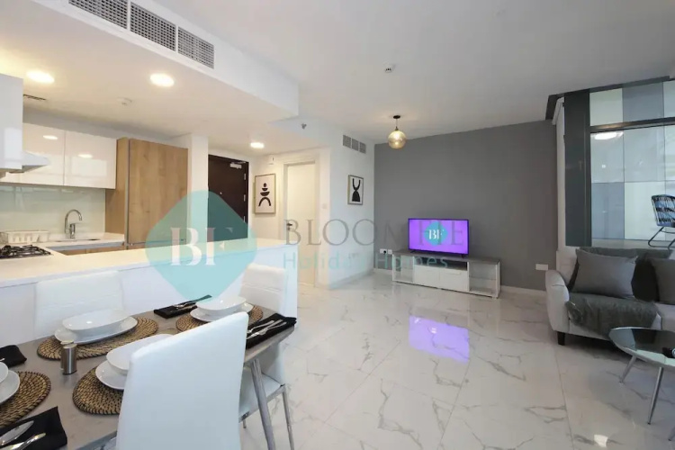 Bloomfields Luxury 2BR Duplex Raha Loft