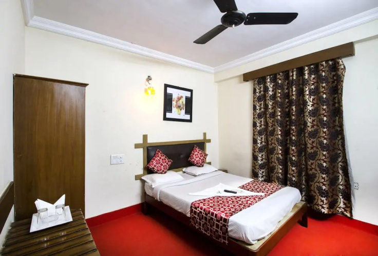Hotel Rainbow Sapphire
