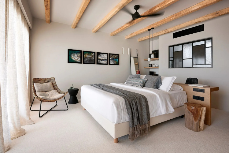 Cave Suites