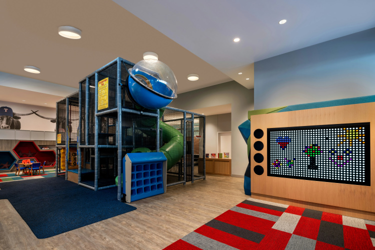 Loews Arlington photo 14