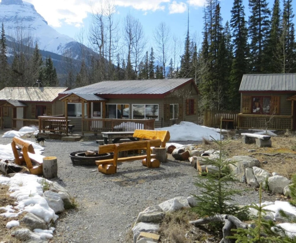 HI-Rampart Creek Hostel
