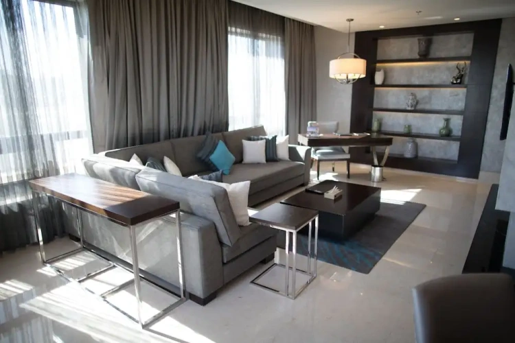 3 Bedrooms Royal Suite with balcony