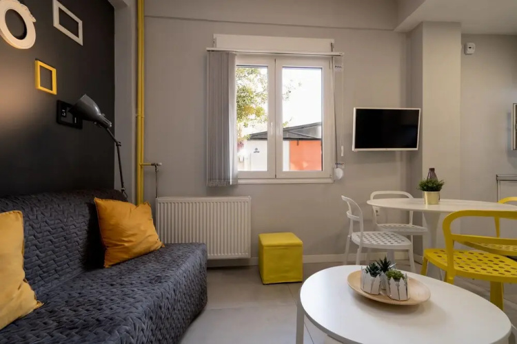 Petit Keramikos Studio - Historic Center