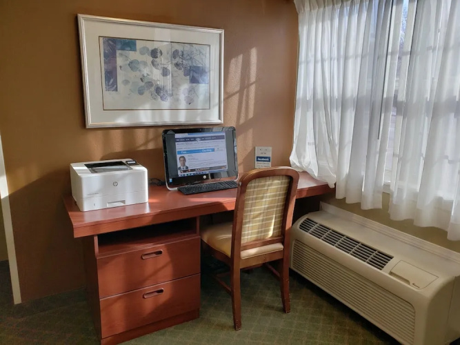 Microtel Inn And Suites Dover