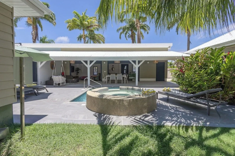3 Bedrooms Grand Villa