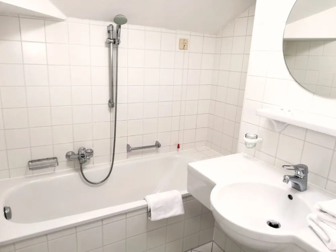 Classic Double room with balcony and with mountain view