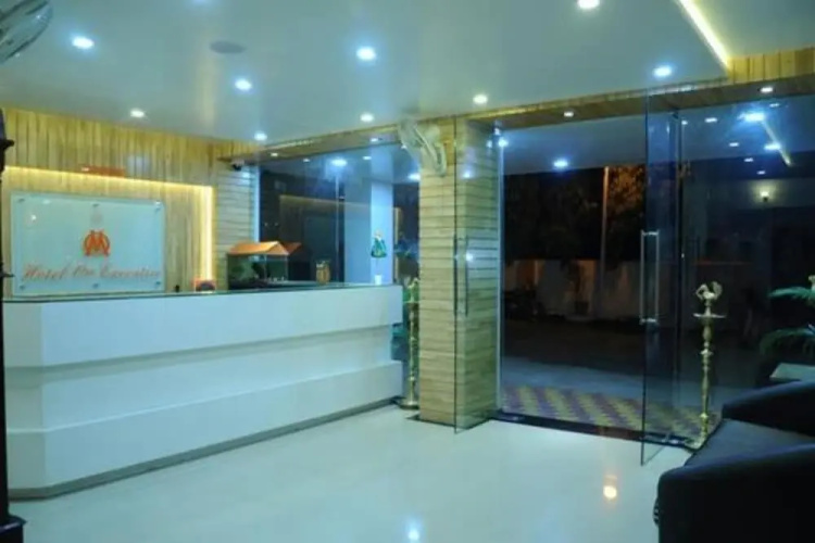 Hotel Om Executive