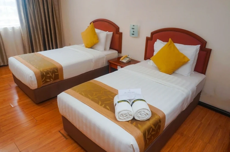 Standard Triple room