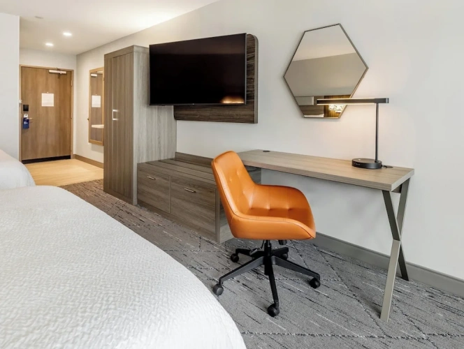 Quadruple Suite