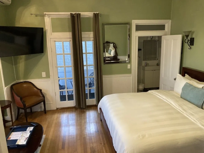 Standard Double room with balcony and with harbour view