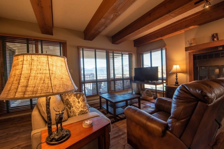 Plaza 4PK PZ136 - 2 Br Condo