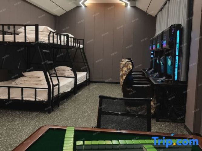 Bed in Dorm