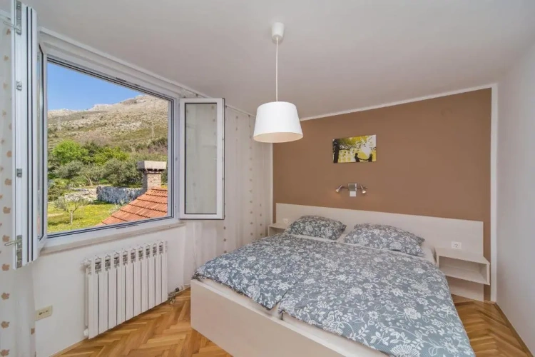 Standard Double room with garden view