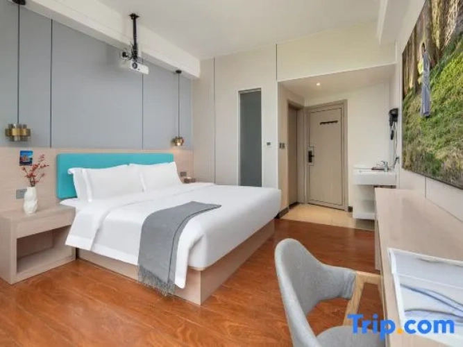 Standard Double room with river view