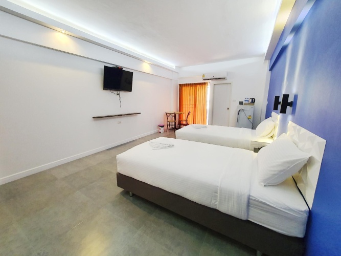 Deluxe Twin room