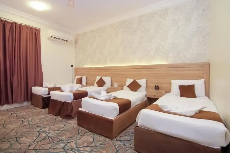 Classic Quadruple room