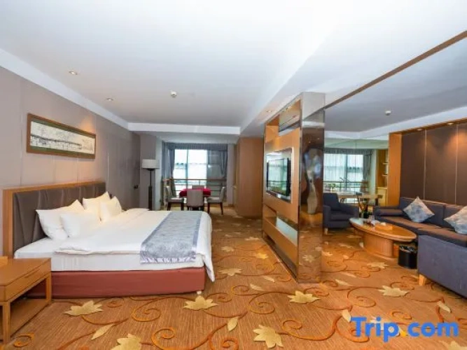 1 Bedroom Suite