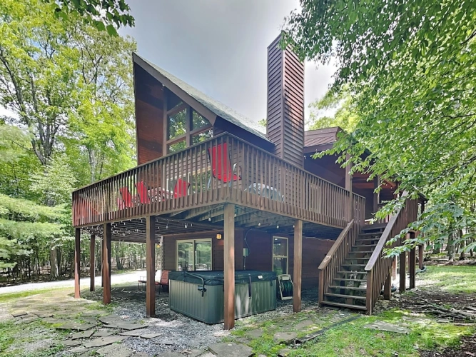 4 Bedrooms Cottage