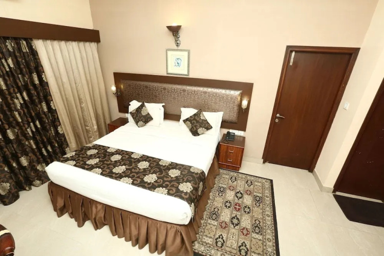 The Down Town Hotel
