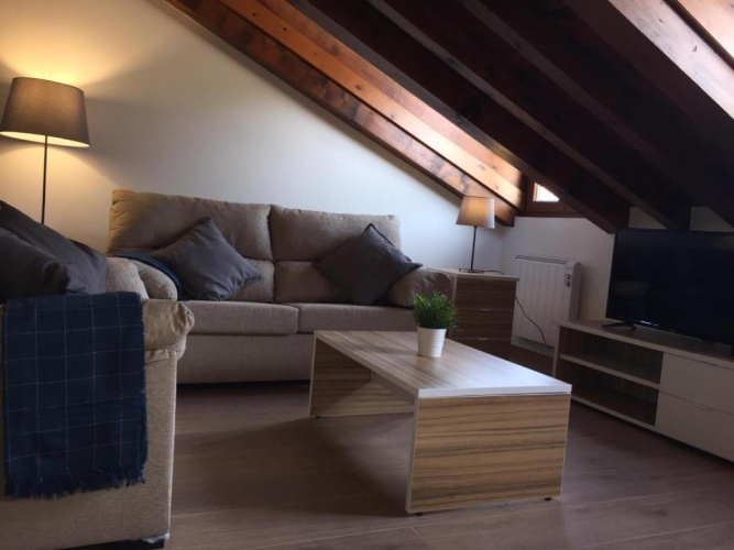 3 Bedrooms Apartment