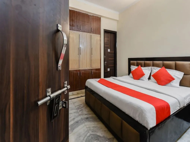 OYO 22968 Devanshi Residency