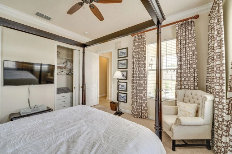 4 Bedrooms Cottage