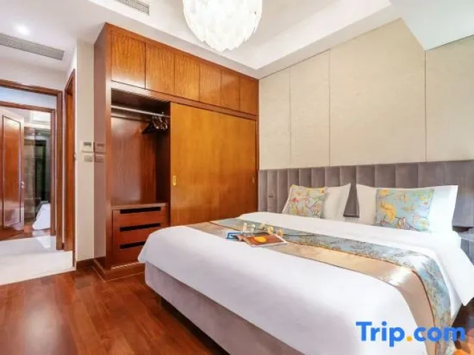 2 Bedrooms Deluxe Suite with view