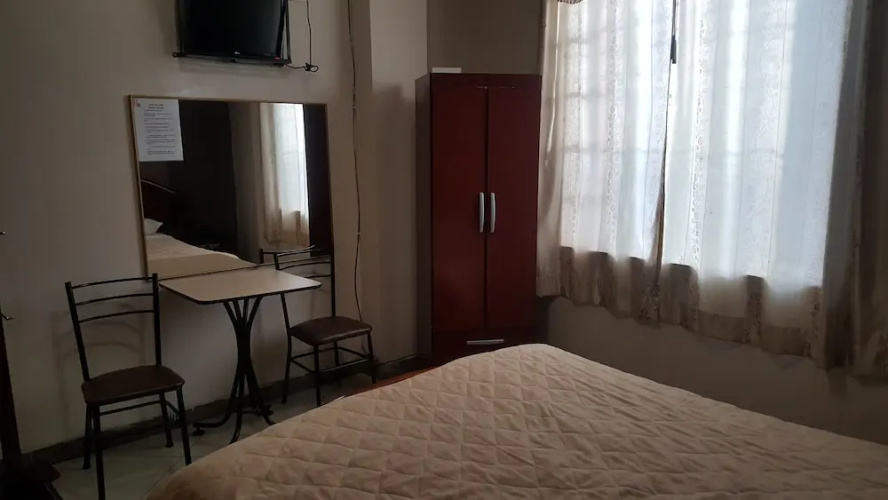 Hotel Del River