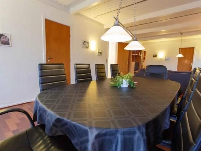 5 Star Holiday Home in Give