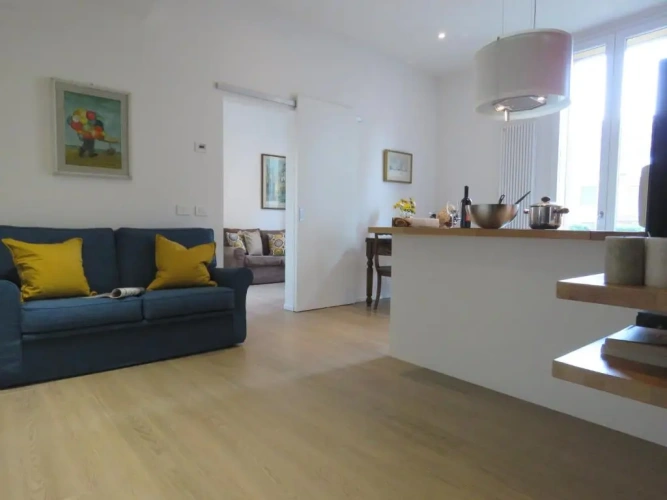 2 Bedrooms Apartment