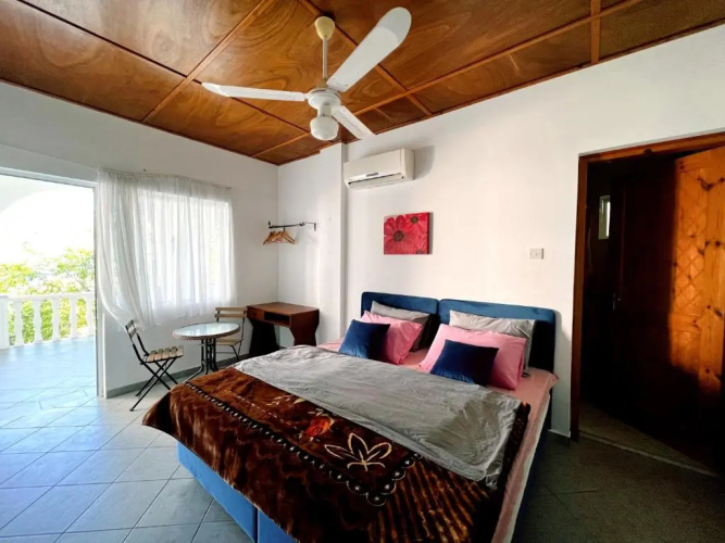Sea View Spacious Private Villa in Lapta