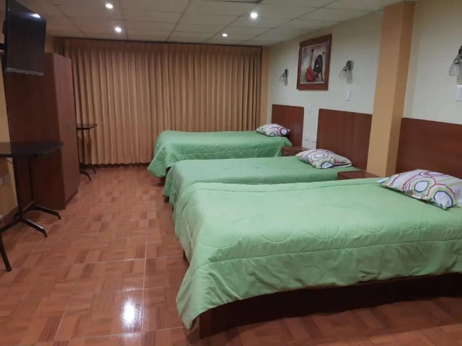 Standard Triple room