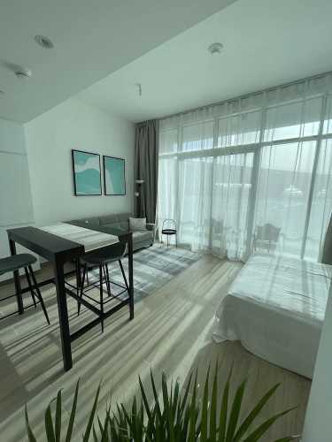 Modern Studio wz Stunning City View