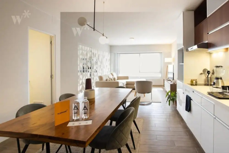 w Spacious and Classy 2BR in Miraflores