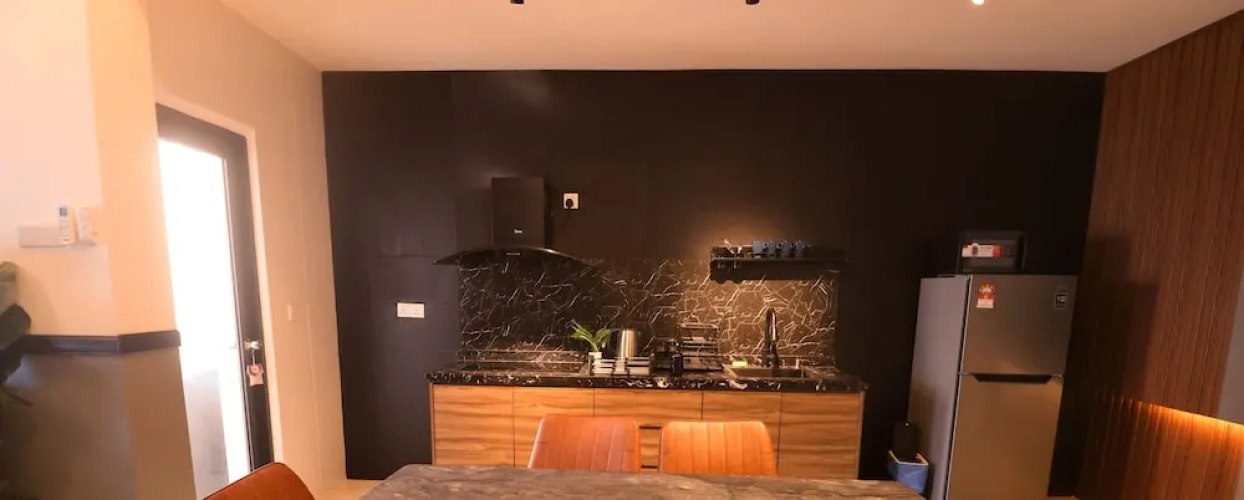 Reizz Residence