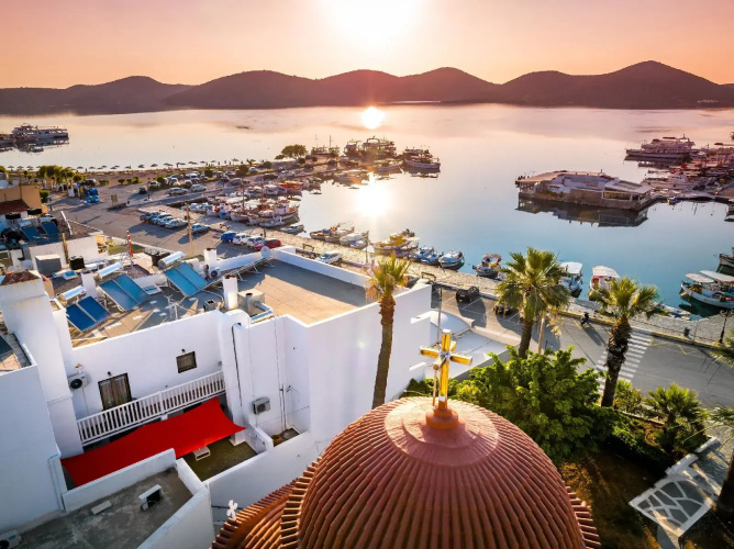 Kalypso Suites Hotel