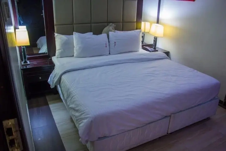 Deluxe Double Suite