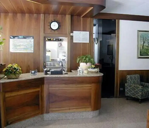 Athos Hotel
