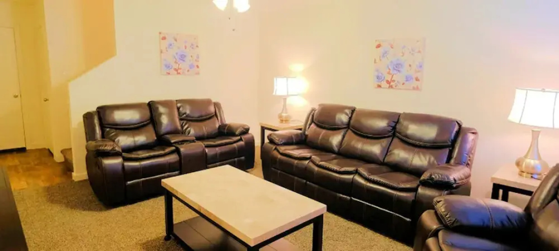 3Bdrm 2Bath 4Beds - 3 STORY NORTH HOU