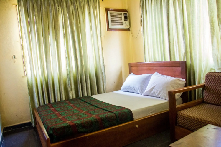 Allonze Hotel