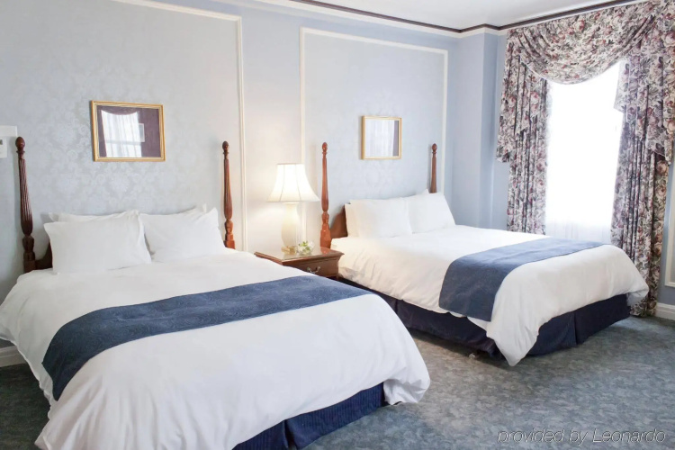 The Hotel Saskatchewan, Autograph Collection
