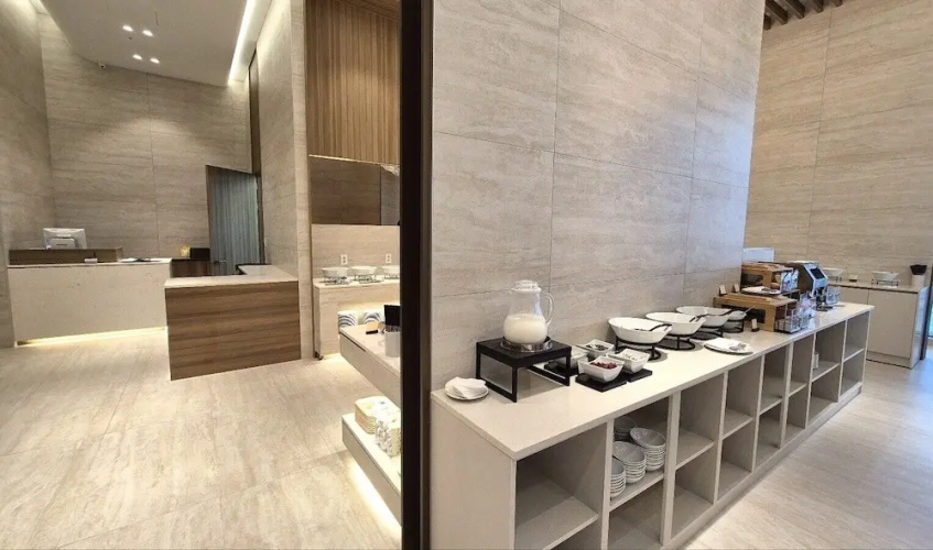 Wave M Hotel East