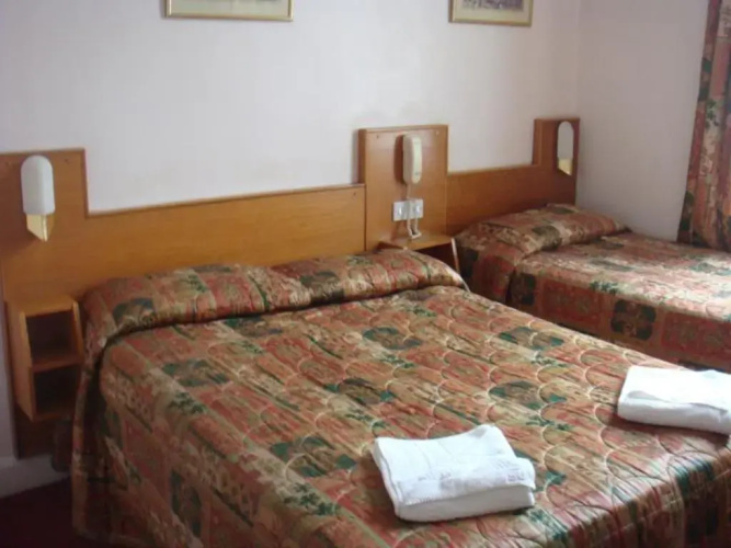 Berkeley Court Hotel