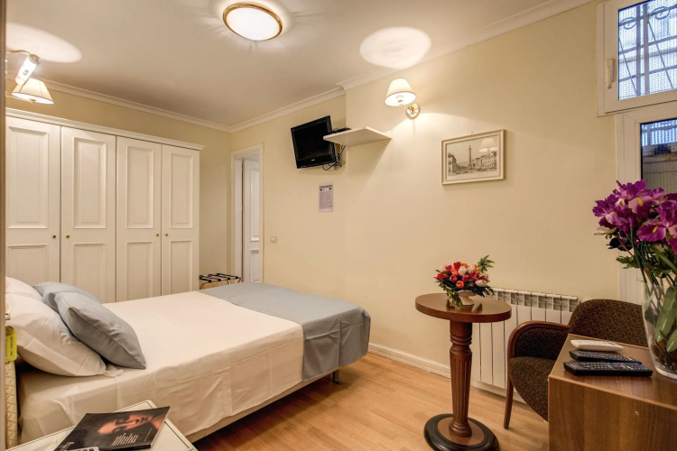 Flann O Brien Rooms