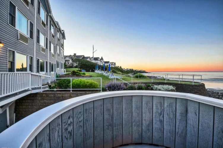 Standard Quadruple room with ocean view
