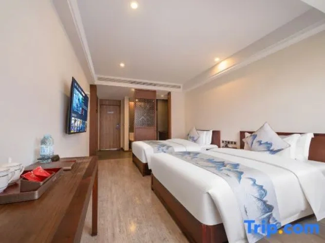 Standard Sextuple room with mountain view