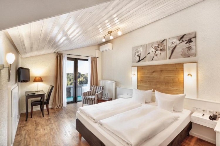 Standard Double room with balcony