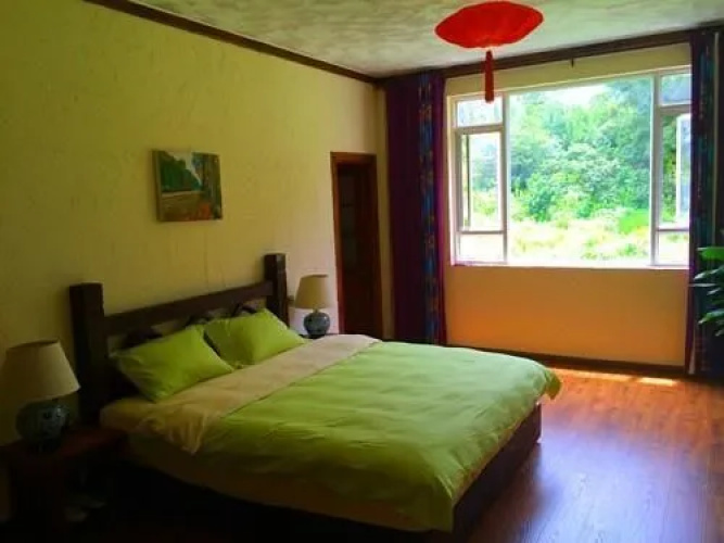 Dali Yuehai Shanqi Inn