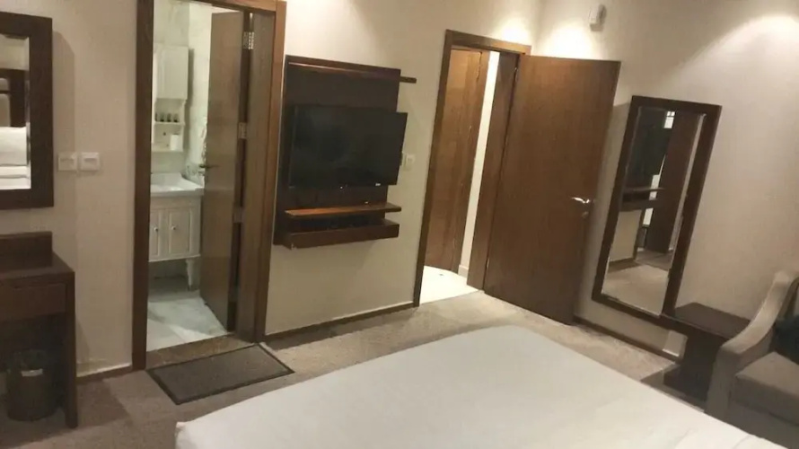 Masharf hira hotel